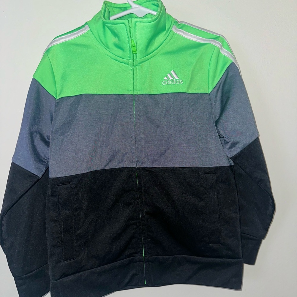 Boys Adidas Jacket 💚
